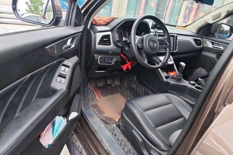 Used Great Wall Poer 2019 2.0T Commercial Version Manual Gasoline 4x4 Elite Long-Box GW4C20B Interior 3