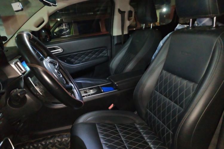 Used Great Wall Poer 2019 2.0T Automatic Gasoline 4x4 Comfort Edition GW4C20B Left Front Seat