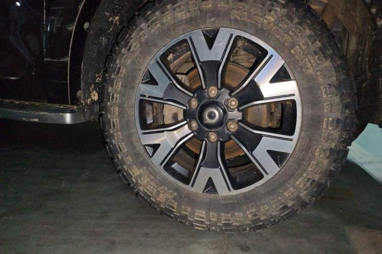 Used Great Wall Poer 2019 2.0T Automatic Gasoline 4x4 Comfort Edition GW4C20B Right Front Wheel Hub