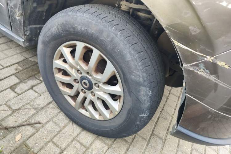 Used Great Wall Poer 2019 2.0T Commercial Version Manual Diesel Two-Wheel Drive Elite Long-Box GW4D20M Right Front Wheel Hub