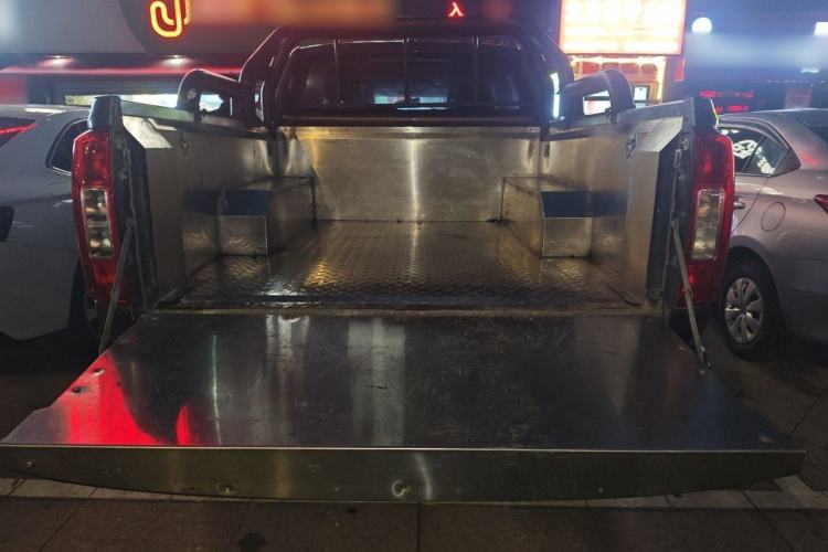 Used Great Wall Poer 2019 2.0T Commercial Version Manual Diesel 4x4 Elite Long-Box GW4D20M Trunk