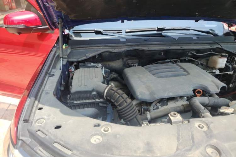 Used Great Wall Poer 2019 2.0T Automatic Gasoline 4x4 Comfort Edition GW4C20B Engine Bay Right