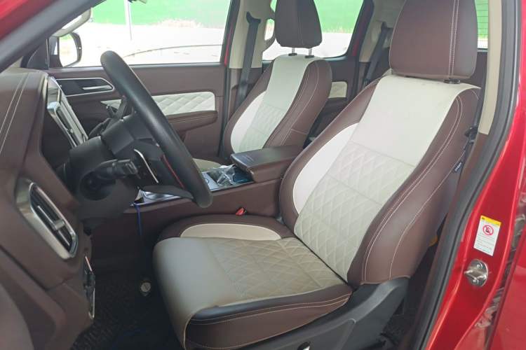 Used Great Wall Poer 2019 2.0T Automatic Gasoline 4x4 Premium Edition GW4C20B Left Front Seat