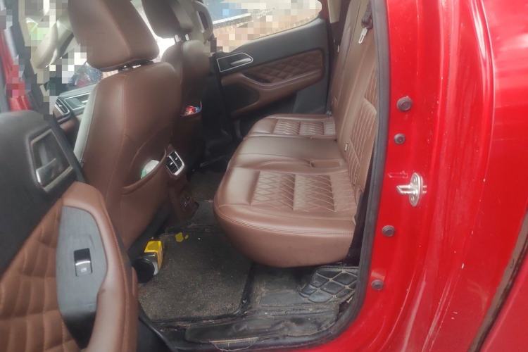 Used Great Wall Poer 2019 2.0T Automatic Gasoline 4x4 Sport Edition GW4C20B Left Rear Seat