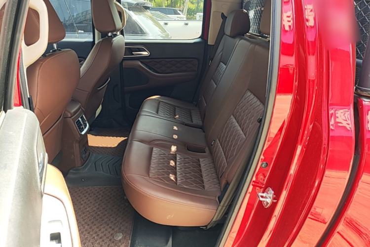 Used Great Wall Poer 2019 2.0T Automatic Gasoline 4x4 Sport Edition GW4C20B Left Rear Seat