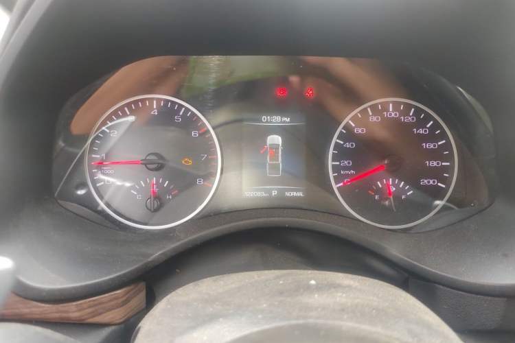 Used Great Wall Poer 2019 2.0T Automatic Gasoline 4x4 Sport Edition GW4C20B Odometer Close Up