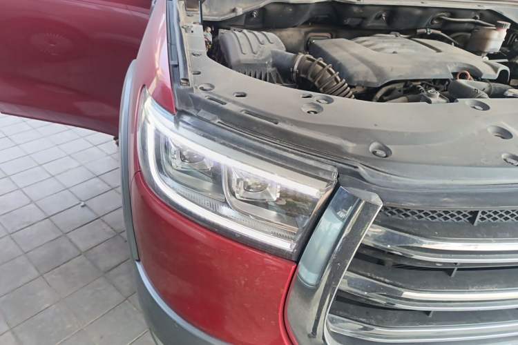 Used Great Wall Poer 2019 2.0T Automatic Gasoline 4x4 Premium Edition GW4C20B Right Front Headlight