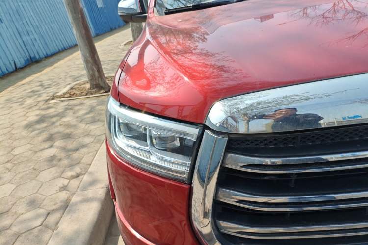 Used Great Wall Poer 2019 2.0T Automatic Gasoline 4x4 Sport Edition GW4C20B Right Front Headlight