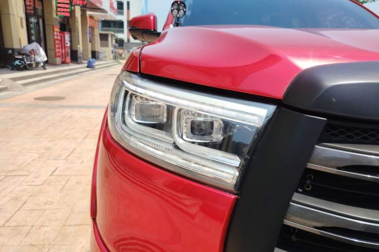 Used Great Wall Poer 2019 2.0T Automatic Gasoline 4x4 Comfort Edition GW4C20B Right Front Headlight