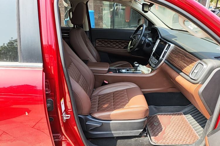 Used Great Wall Poer 2019 2.0T Automatic Gasoline 4x4 Sport Edition GW4C20B Right Front Seat
