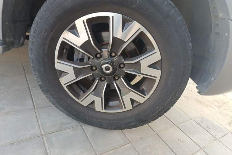 Used Great Wall Poer 2019 2.0T Automatic Gasoline 4x4 Premium Edition GW4C20B Right Front Wheel Hub