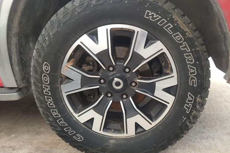 Used Great Wall Poer 2019 2.0T Automatic Gasoline 4x4 Premium Edition GW4C20B Right Front Wheel Hub