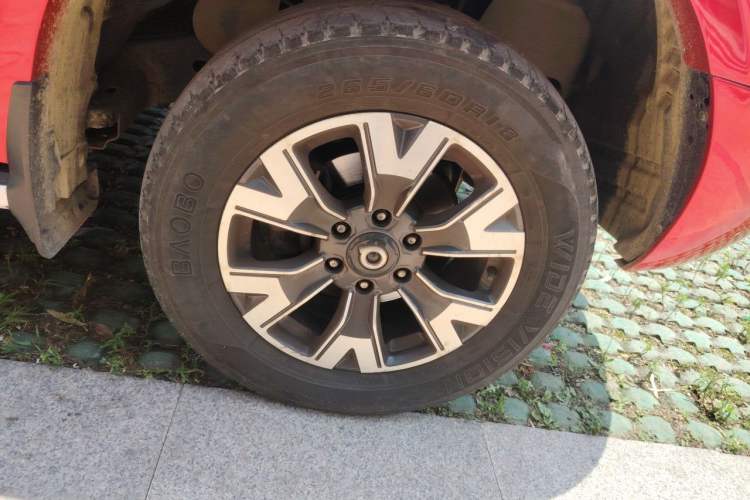 Used Great Wall Poer 2019 2.0T Automatic Gasoline 4x4 Comfort Edition GW4C20B Right Front Wheel Hub