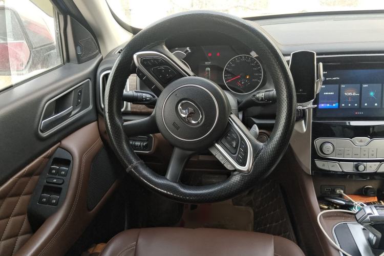 Used Great Wall Poer 2019 2.0T Automatic Gasoline 4x4 Sport Edition GW4C20B Steering Wheel
