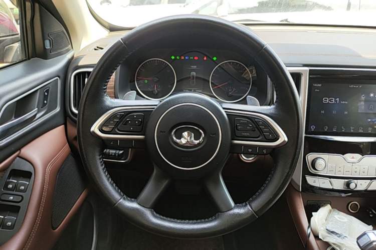Used Great Wall Poer 2019 2.0T Automatic Gasoline 4x4 Sport Edition GW4C20B Steering Wheel