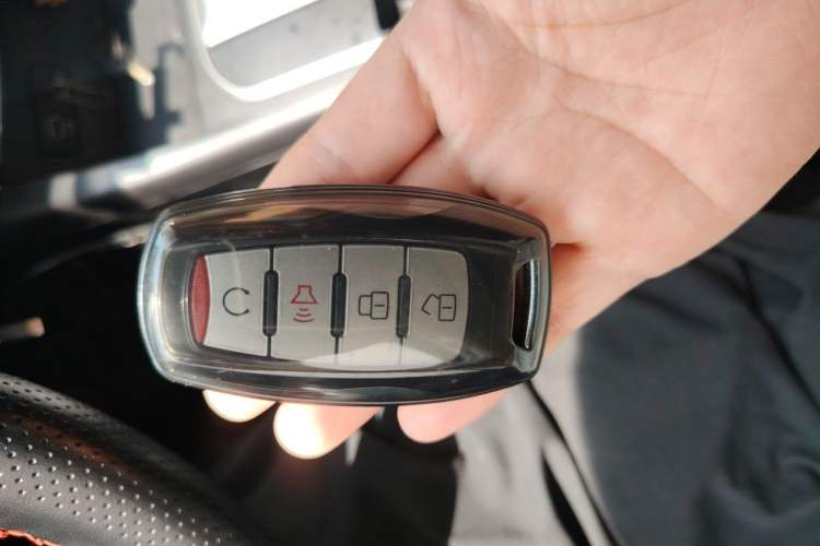 Used Great Wall Poer 2019 2.0T Automatic Gasoline 4x4 Comfort Edition GW4C20B Vehicle Key