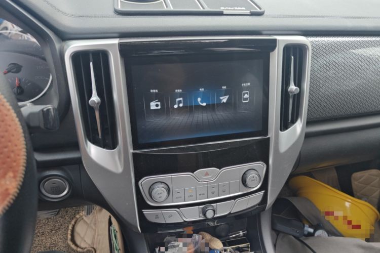 Used Great Wall Poer 2019 2.0T Automatic Gasoline 4x4 Comfort Edition GW4C20B Audio And AC Panel