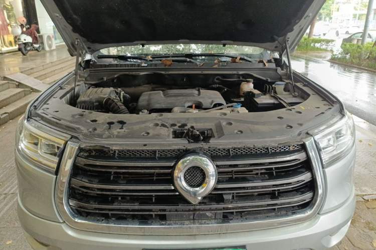 Used Great Wall Poer 2019 2.0T Automatic Gasoline 4x4 Comfort Edition GW4C20B Engine Bay