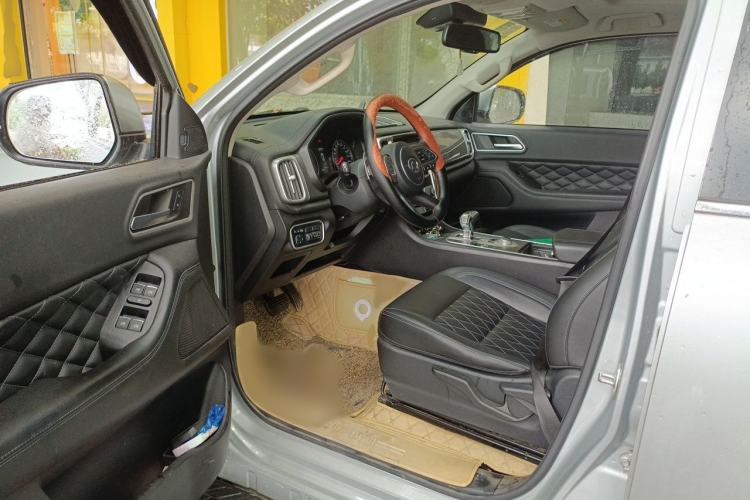 Used Great Wall Poer 2019 2.0T Automatic Gasoline 4x4 Comfort Edition GW4C20B Interior 3