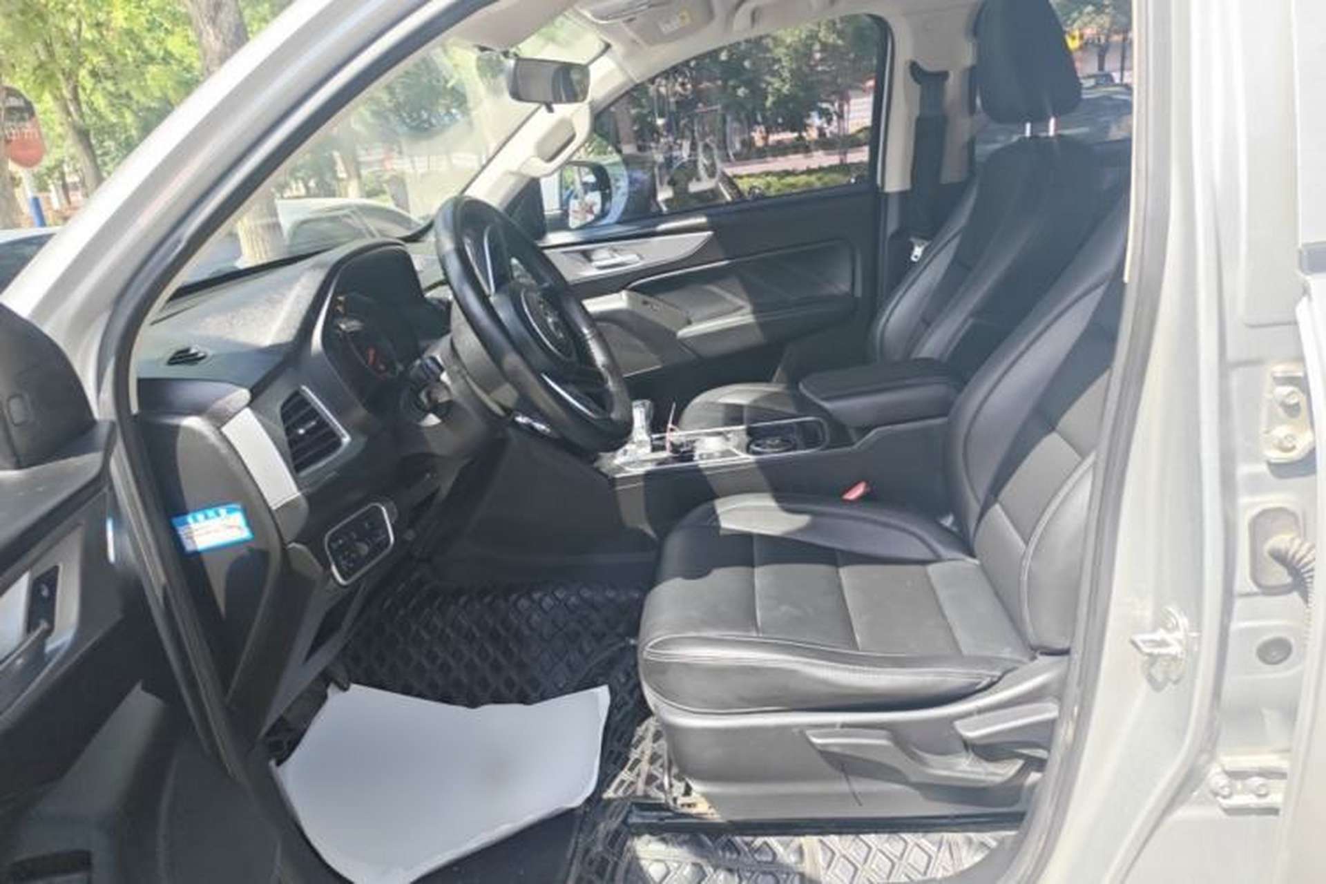 Used Great Wall Poer 2019 2.0T Commercial Version Automatic Gasoline Two-Wheel Drive Elite Trim with Long Bed – GW4C20B Left Front Seat
