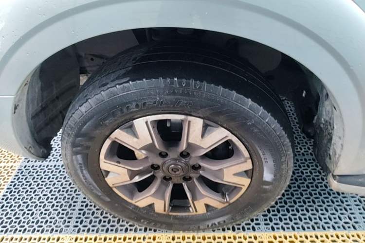 Used Great Wall Poer 2019 2.0T Automatic Gasoline 4x4 Comfort Edition GW4C20B Left Front Wheel Hub