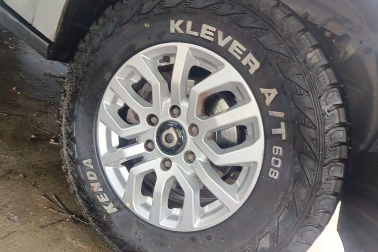 Used Great Wall Poer 2019 2.0T Commercial Version Manual Diesel Two-Wheel Drive Elite Long-Box GW4D20M Right Front Wheel Hub