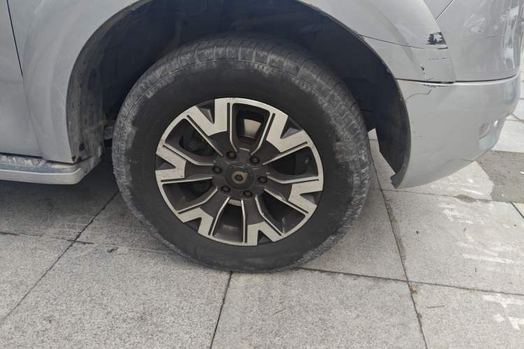 Used Great Wall Poer 2019 2.0T Automatic Gasoline 4x4 Comfort Edition GW4C20B Right Front Wheel Hub