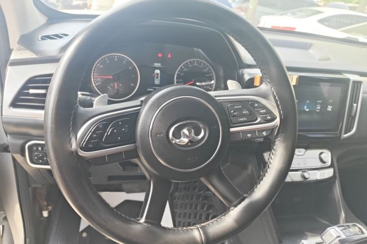 Used Great Wall Poer 2019 2.0T Commercial Version Automatic Gasoline Two-Wheel Drive Elite Trim with Long Bed – GW4C20B Steering Wheel