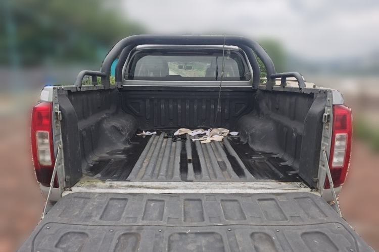 Used Great Wall Poer 2019 2.0T Commercial Version Manual Diesel 4x4 Elite Standard Box GW4D20M Trunk