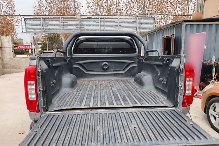 Used Great Wall Poer 2019 2.0T Commercial Version Manual Diesel Two-Wheel Drive Navigation Type Long Bed GW4D20M Trunk