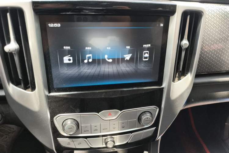 Used Great Wall Poer 2019 2.0T Automatic Gasoline Two-Wheel Drive Comfort Edition GW4C20B Audio And AC Panel