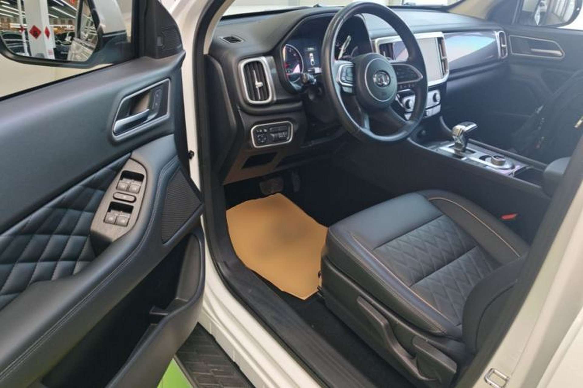 Used Great Wall Poer 2019 2.0T Automatic Gasoline 4x4 Comfort Edition GW4C20B Driver Seat