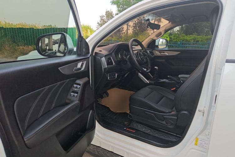 Used Great Wall Poer 2019 2.0T Commercial Version Manual Diesel Two-Wheel Drive Elite Long-Box GW4D20M Driver Seat
