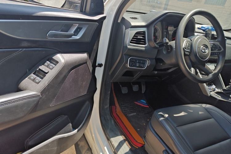 Used Great Wall Poer 2019 2.0T Commercial Version Manual Gasoline Two-Wheel Drive Elite Long-Box GW4C20B Interior 3