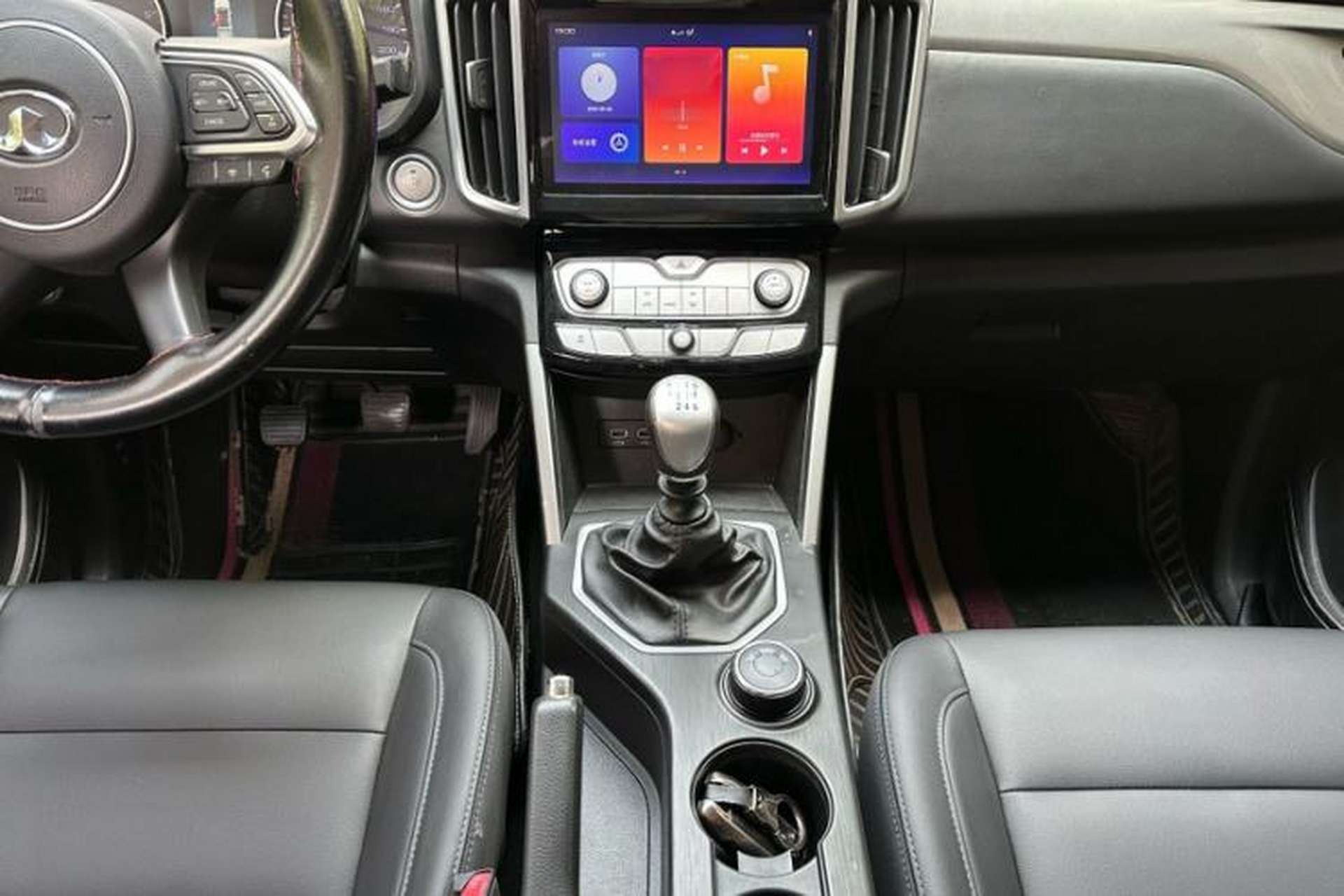 Used Great Wall Poer 2019 2.0T Commercial Version Manual Diesel 4x4 Elite Long-Box GW4D20M Interior 3