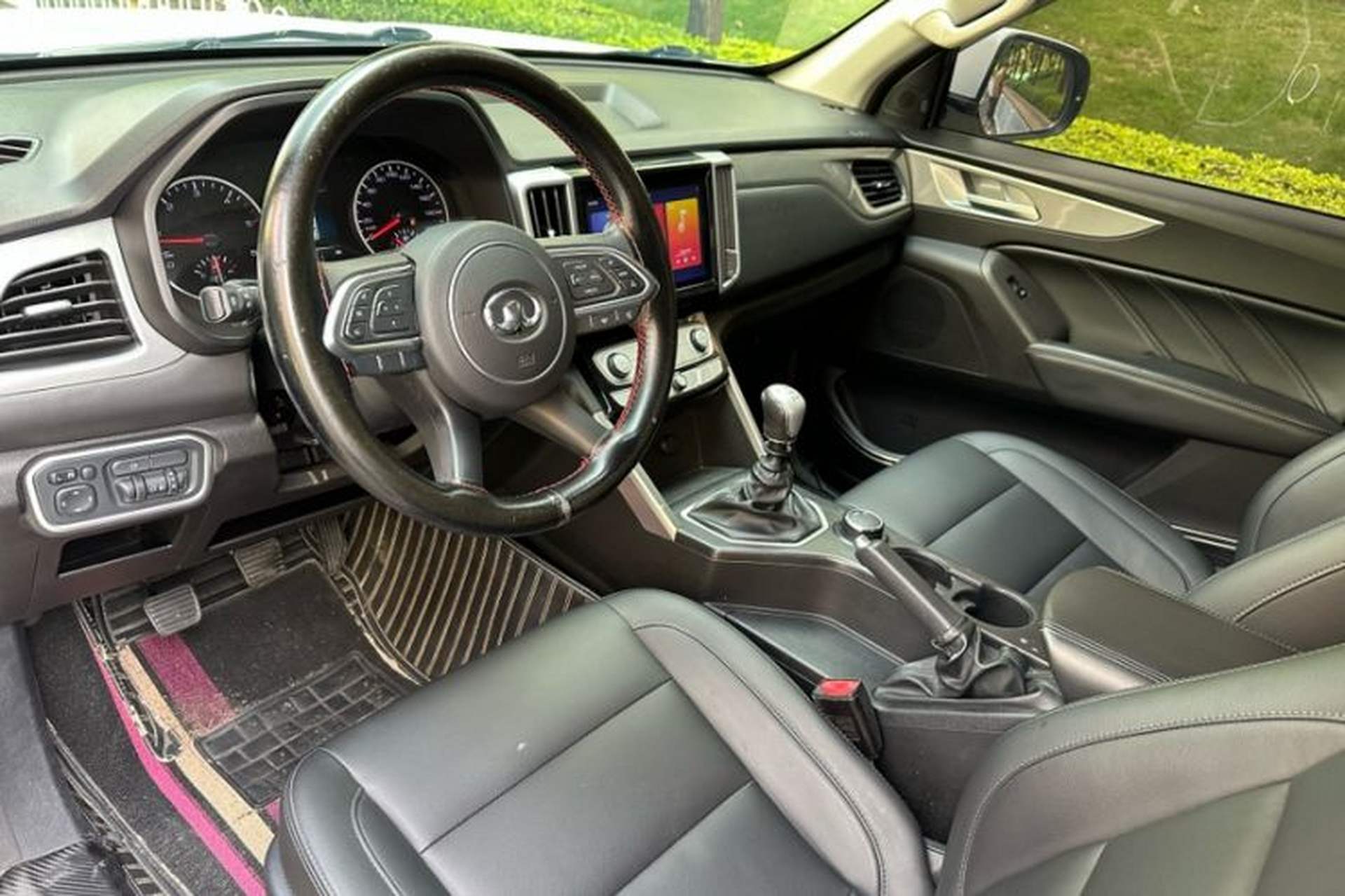 Used Great Wall Poer 2019 2.0T Commercial Version Manual Diesel 4x4 Elite Long-Box GW4D20M Interior 5