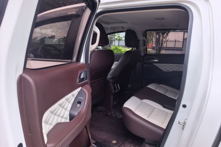 Used Great Wall Poer 2019 2.0T Automatic Gasoline 4x4 Premium Edition GW4C20B Interior 5