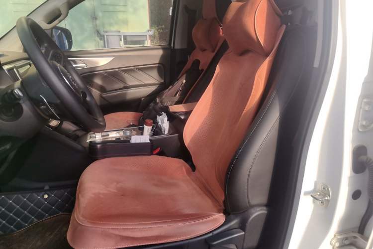 Used Great Wall Poer 2019 2.0T Commercial Version Automatic Gasoline Two-Wheel Drive Elite Trim with Long Bed – GW4C20B Left Front Seat