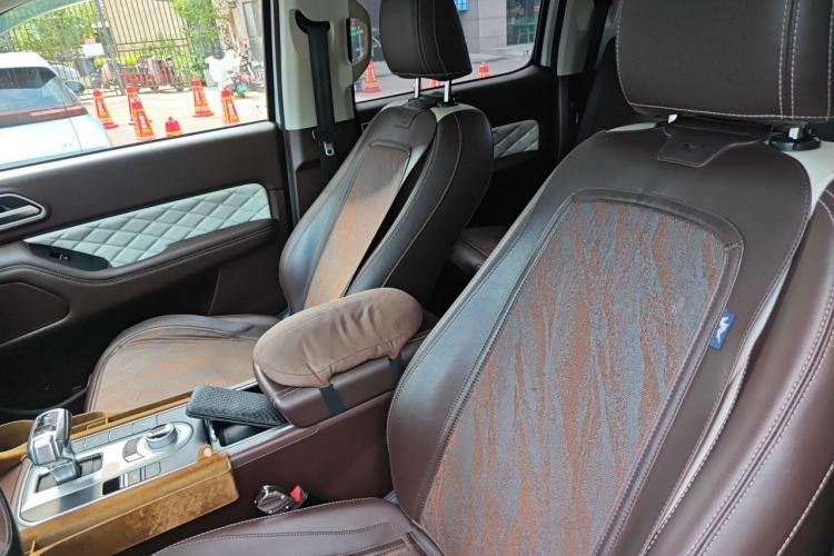 Used Great Wall Poer 2019 2.0T Automatic Gasoline 4x4 Premium Edition GW4C20B Left Front Seat