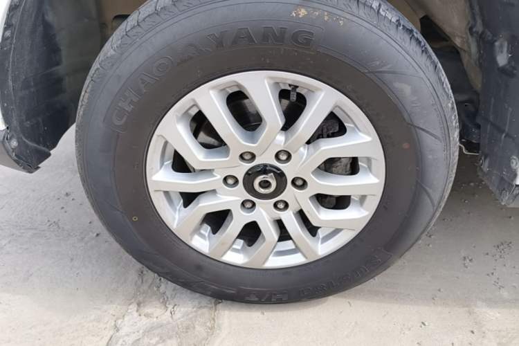 Used Great Wall Poer 2019 2.0T Commercial Version Manual Diesel 4x4 Elite Standard Box GW4D20M Left Front Wheel Hub