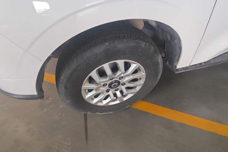 Used Great Wall Poer 2019 2.0T Commercial Version Manual Diesel 4x4 Elite Long-Box GW4D20M Left Front Wheel Hub