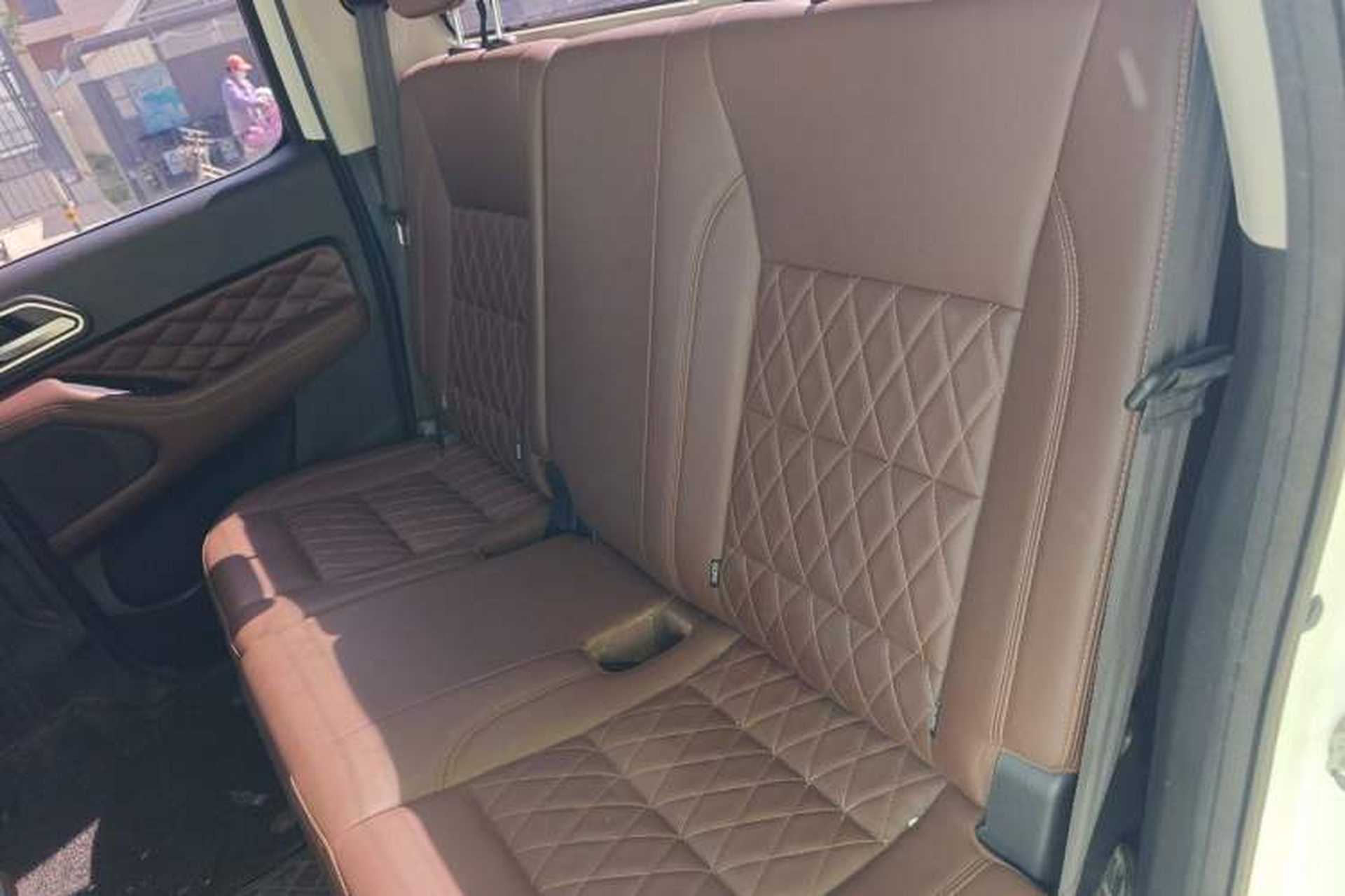 Used Great Wall Poer 2019 2.0T Automatic Gasoline 4x4 Sport Edition GW4C20B Left Rear Seat
