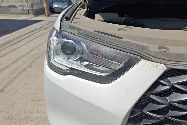 Used Great Wall Poer 2019 2.0T Commercial Version Manual Gasoline Two-Wheel Drive Elite Long-Box GW4C20B Right Front Headlight