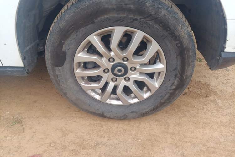 Used Great Wall Poer 2019 2.0T Commercial Version Manual Diesel 4x4 Elite Long-Box GW4D20M Right Front Wheel Hub