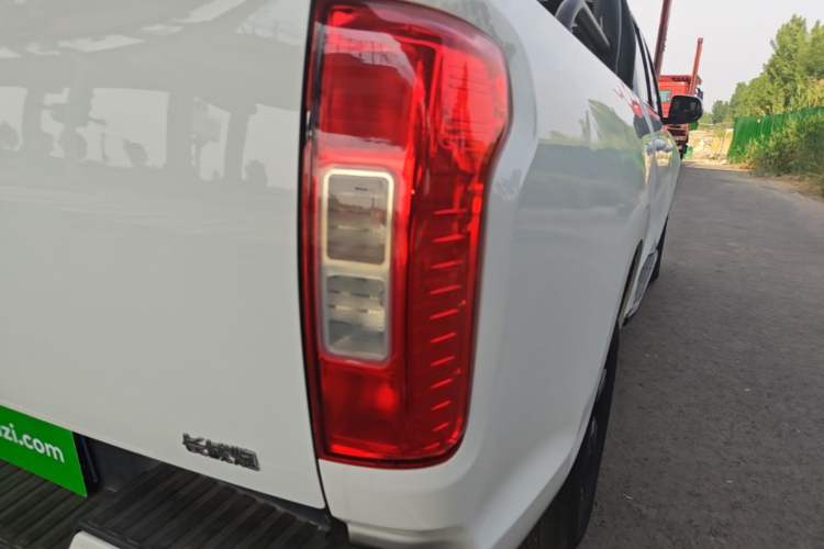 Used Great Wall Poer 2019 2.0T Commercial Version Manual Diesel Two-Wheel Drive Elite Long-Box GW4D20M Right Rear Taillight