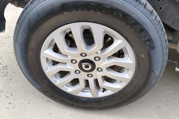 Used Great Wall Poer 2019 2.0T Commercial Version Manual Diesel 4x4 Elite Standard Box GW4D20M Right Rear Wheel Hub