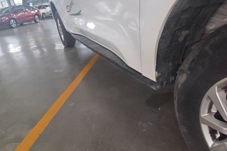 Used Great Wall Poer 2019 2.0T Commercial Version Manual Diesel 4x4 Elite Long-Box GW4D20M Right Side Sill
