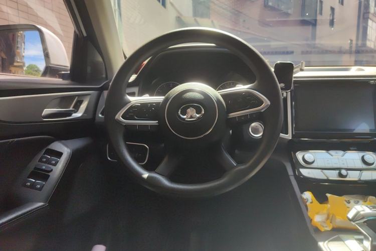 Used Great Wall Poer 2019 2.0T Commercial Version Automatic Gasoline Two-Wheel Drive Elite Trim with Long Bed – GW4C20B Steering Wheel