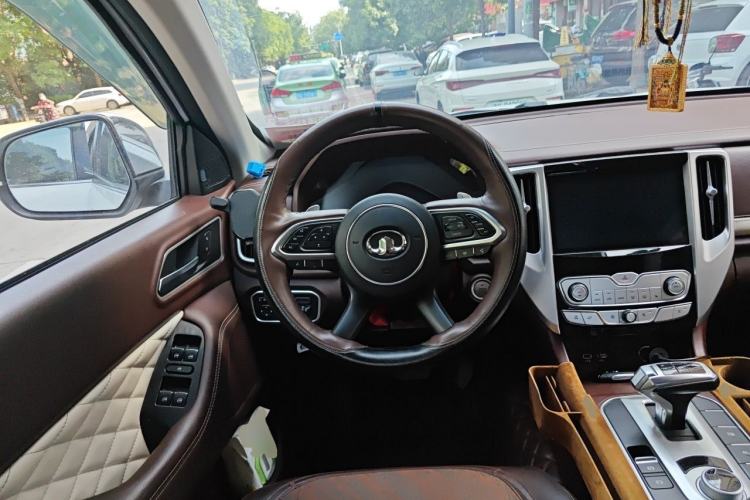 Used Great Wall Poer 2019 2.0T Automatic Gasoline 4x4 Premium Edition GW4C20B Steering Wheel