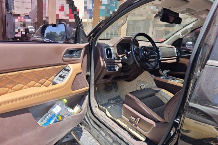 Used Great Wall Poer 2020 2.0T Automatic Diesel 4x4 Premium Edition GW4D20M Driver Seat